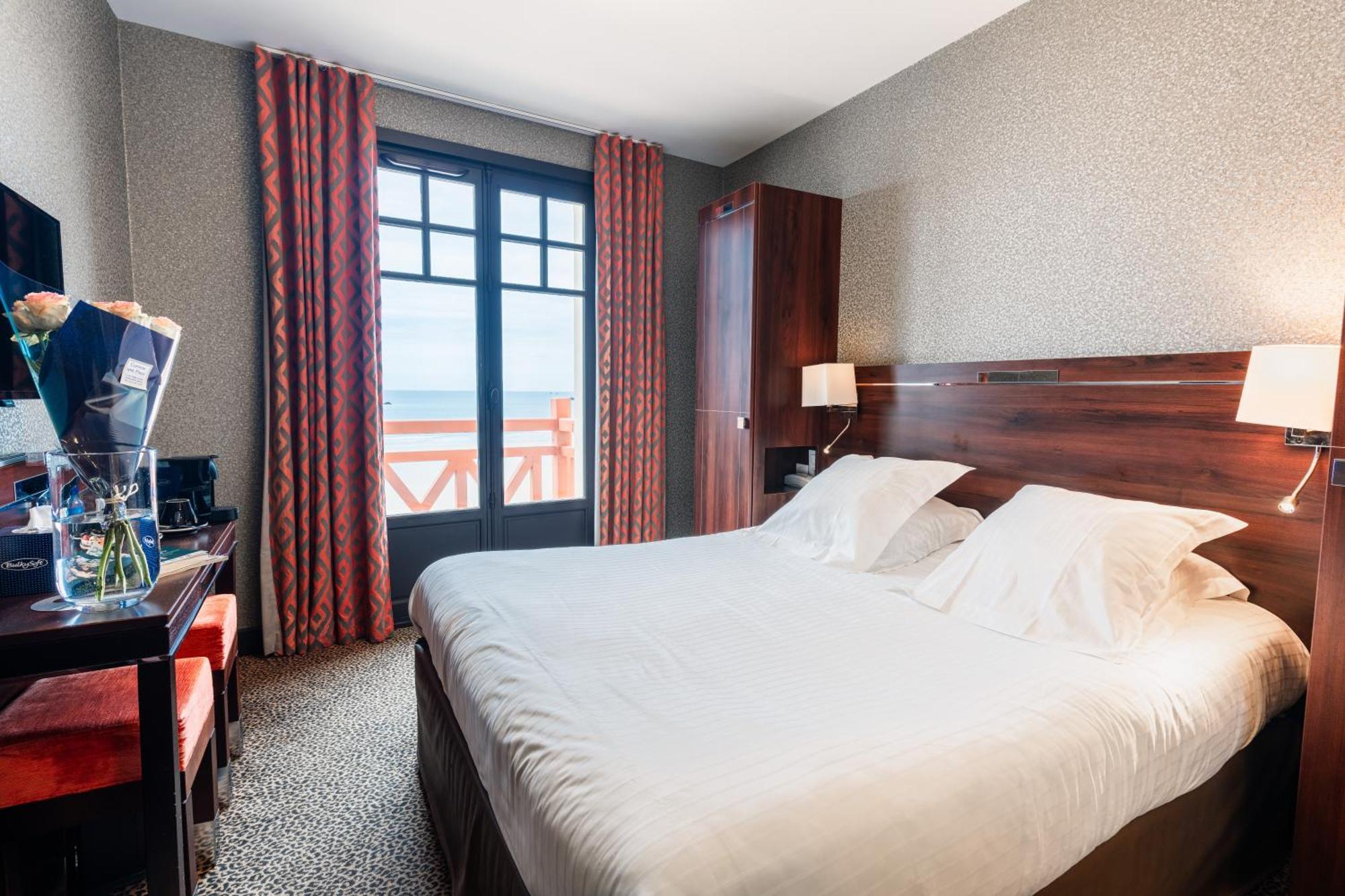 Ambassadeurs Logis Hotel Saint-Malo Ngoại thất bức ảnh