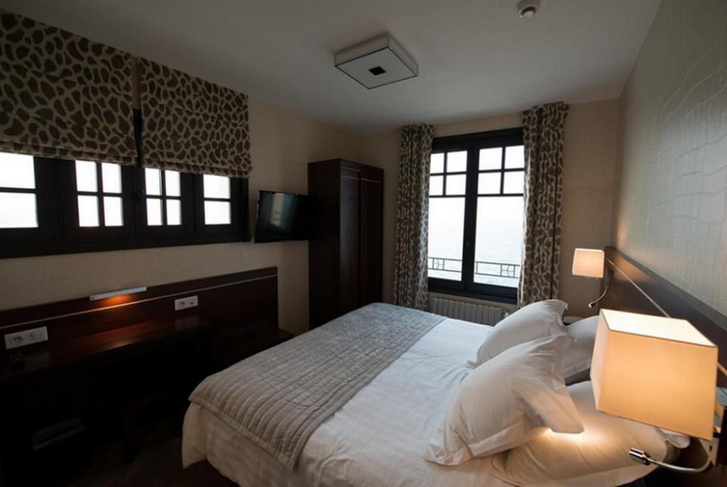Ambassadeurs Logis Hotel Saint-Malo Ngoại thất bức ảnh